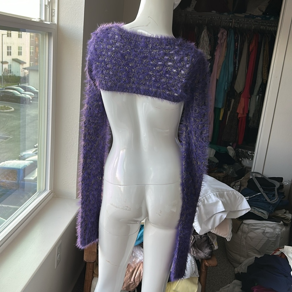 URBAN OUTFITTERS CROP SWEATER COVER UP TOP SIZE XS NWOT - Picture 3 of 6